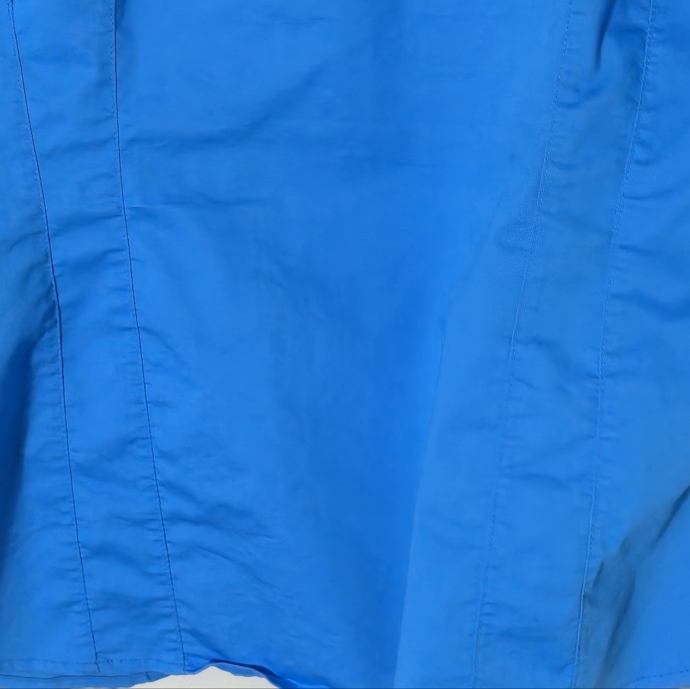Ricki's Bright Cyan Blue Short Sleeve V-Neck Button Front Blouse Office Size 16 - Picture 10 of 12